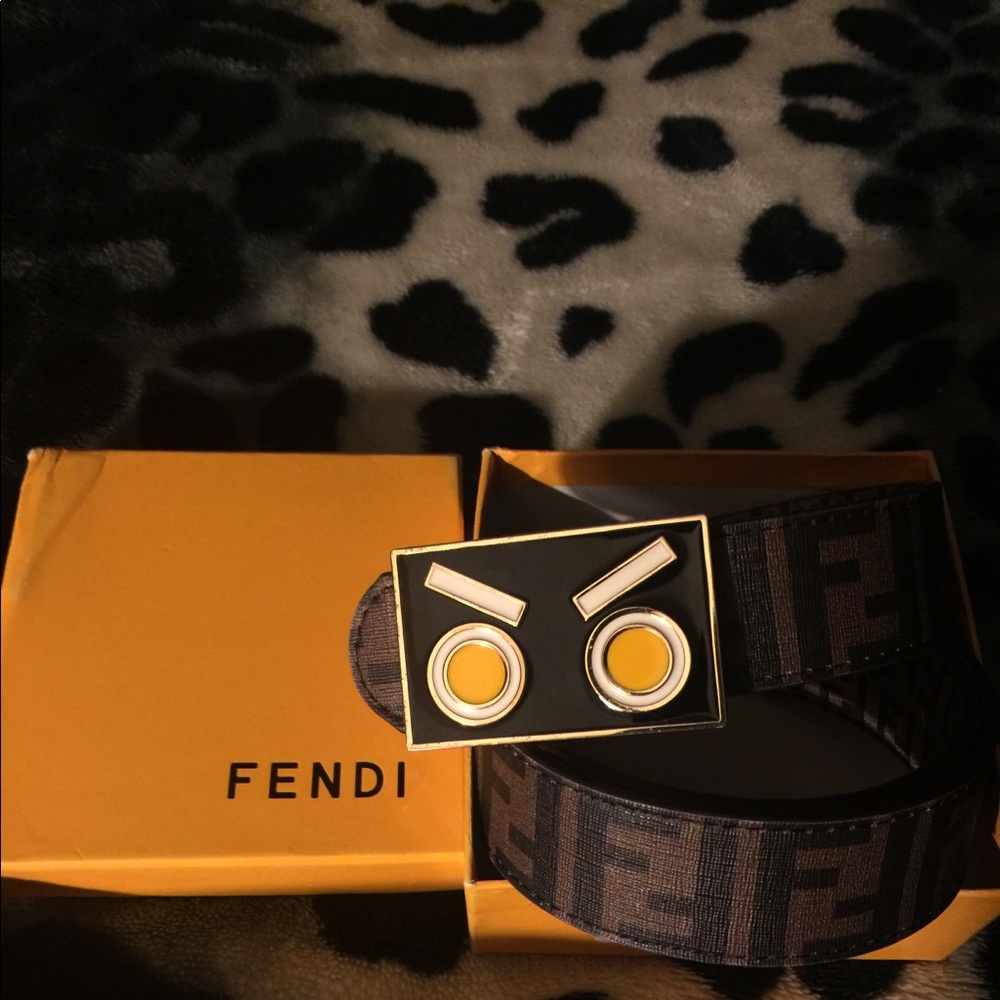 Fancy FEndi belt